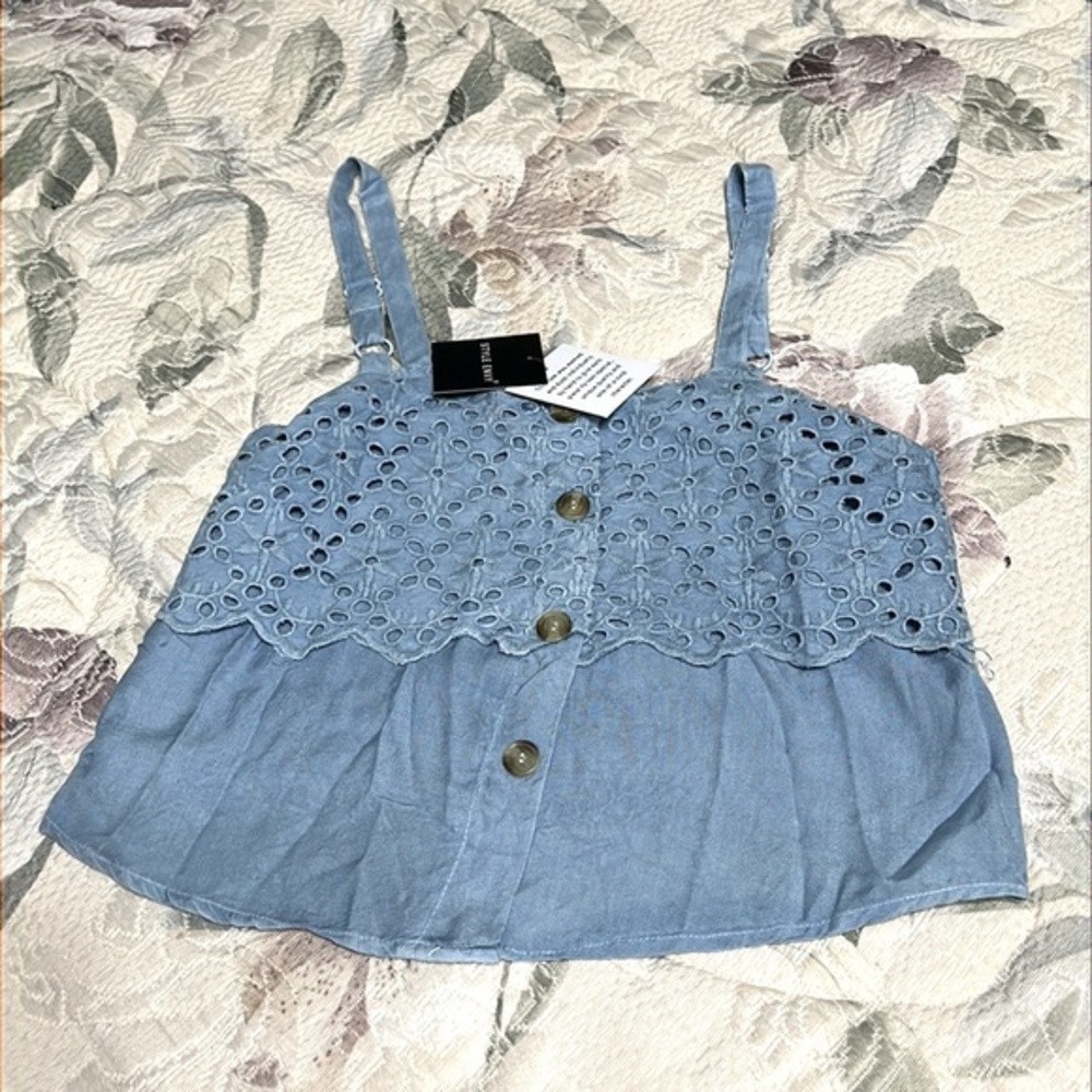 NWT STYLE ENVY blue Crop Top